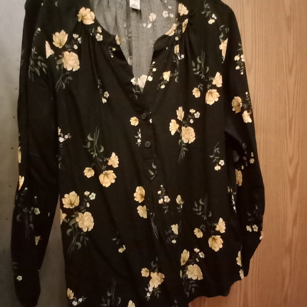 Dress Clothes - Picture 15 of 16